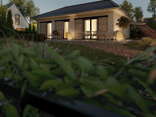 Bungalow-78-Garten-Abend